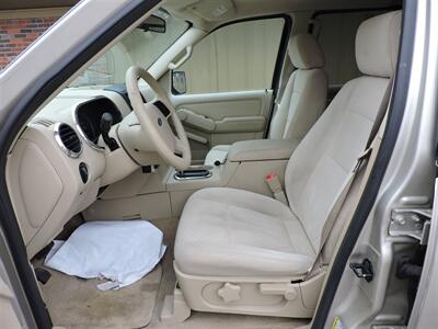 2006 Ford Explorer XLS   - Photo 9 - Kearney, NE 68847