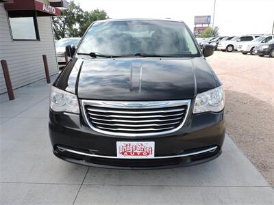 2015 Chrysler Town & Country Touring   - Photo 3 - Lexington, NE 68850
