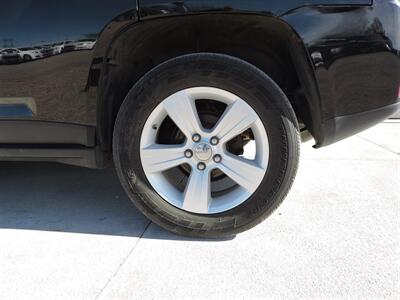 2011 Jeep Compass Sport - Photo 8 - Lexington, NE 68850