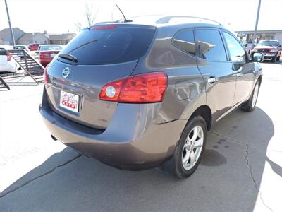 2010 Nissan Rogue S   - Photo 5 - Grand Island, NE 68801