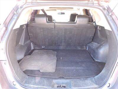 2010 Nissan Rogue S   - Photo 12 - Grand Island, NE 68801