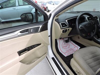 2015 Ford Fusion SE   - Photo 15 - Lexington, NE 68850