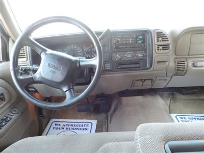 1999 GMC Yukon SLE   - Photo 10 - Lexington, NE 68850