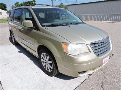 2010 Chrysler Town & Country Touring   - Photo 4 - Kearney, NE 68847