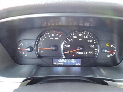 2011 Cadillac DTS Luxury Collection   - Photo 17 - Lexington, NE 68850