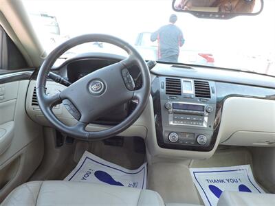 2011 Cadillac DTS Luxury Collection   - Photo 13 - Lexington, NE 68850