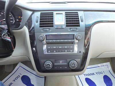 2011 Cadillac DTS Luxury Collection   - Photo 18 - Lexington, NE 68850