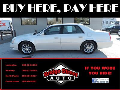 2011 Cadillac DTS Luxury Collection   - Photo 1 - Lexington, NE 68850