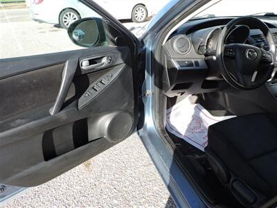2010 Mazda Mazda3 i SV - Photo 15 - Grand Island, NE 68801