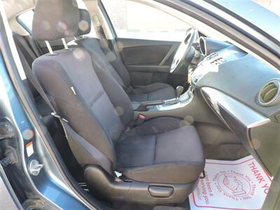 2010 Mazda Mazda3 i SV - Photo 10 - Grand Island, NE 68801