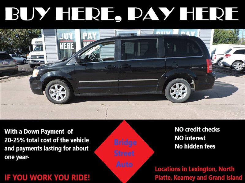 2010 Chrysler Town & Country Touring