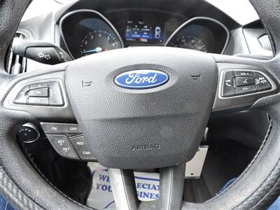 2015 Ford Focus SE   - Photo 19 - Kearney, NE 68847
