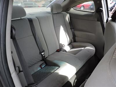 2008 Chevrolet Cobalt LS - Photo 11 - Grand Island, NE 68801