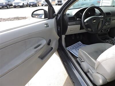 2008 Chevrolet Cobalt LS - Photo 12 - Grand Island, NE 68801