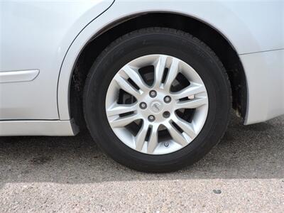 2012 Nissan Altima 2.5   - Photo 8 - North Platte, NE 69101
