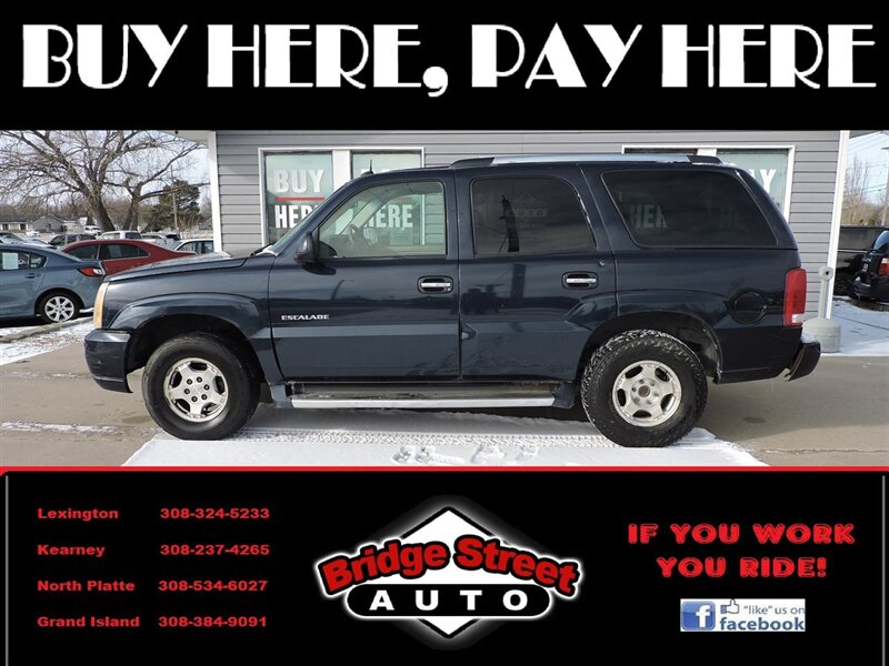 2004 Cadillac Escalade Base