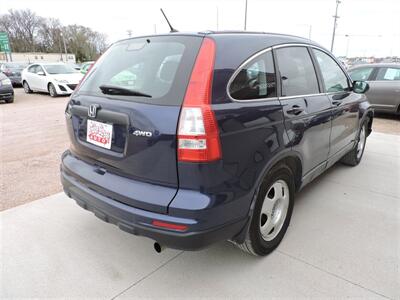 2010 Honda CR-V LX - Photo 5 - North Platte, NE 69101