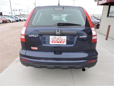 2010 Honda CR-V LX - Photo 6 - North Platte, NE 69101