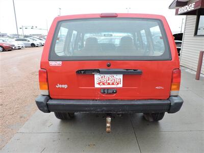 1998 Jeep Cherokee SE   - Photo 6 - Grand Island, NE 68801