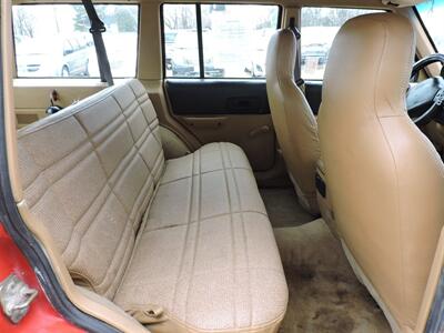 1998 Jeep Cherokee SE   - Photo 12 - Grand Island, NE 68801