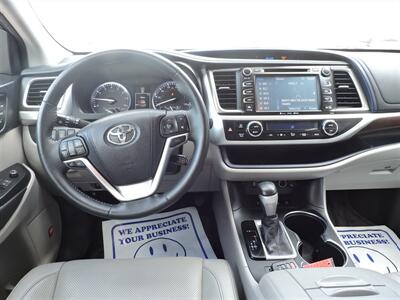 2016 Toyota Highlander Limited   - Photo 10 - Lexington, NE 68850