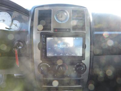 2007 Chrysler 300 Series Touring   - Photo 17 - Lexington, NE 68850