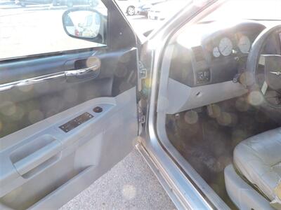 2007 Chrysler 300 Series Touring   - Photo 15 - Lexington, NE 68850