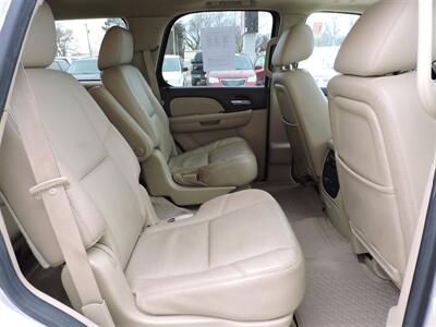 2011 GMC Yukon Denali   - Photo 11 - Lexington, NE 68850