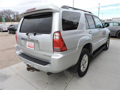 2006 Toyota 4Runner SR5 - Photo 5 - Lexington, NE 68850