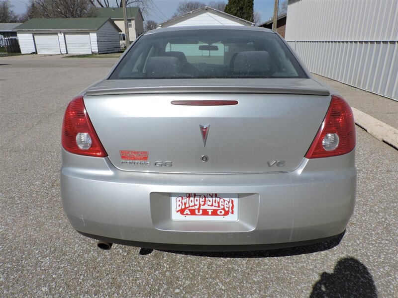 2007 Pontiac G6 photo