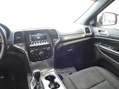 2020 Jeep Grand Cherokee Laredo - Photo 14 - Lexington, NE 68850