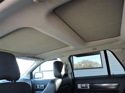 2007 Lincoln MKX   - Photo 15 - Lexington, NE 68850