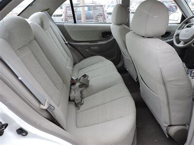 2004 Hyundai ACCENT GL   - Photo 11 - Grand Island, NE 68801