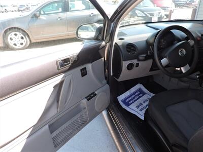 2005 Volkswagen Beetle GLS   - Photo 15 - Grand Island, NE 68801