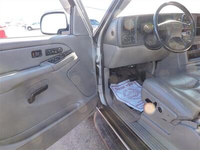 2004 Chevrolet Suburban 1500 LS   - Photo 15 - North Platte, NE 69101