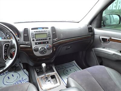 2010 Hyundai SANTA FE SE   - Photo 11 - North Platte, NE 69101