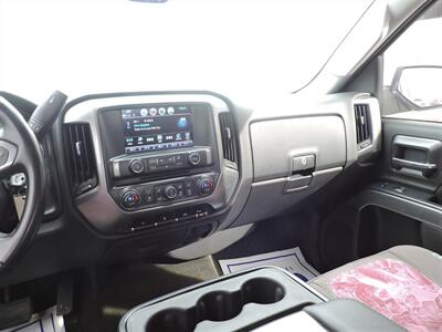 2017 Chevrolet Silverado 1500 LT   - Photo 13 - Lexington, NE 68850