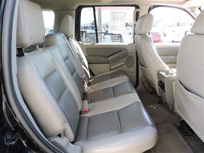 2007 Ford Explorer XLT   - Photo 11 - Grand Island, NE 68801