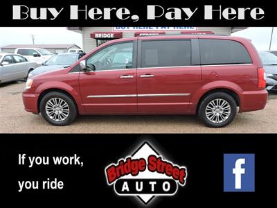 2013 Chrysler Town & Country Touring-L  
