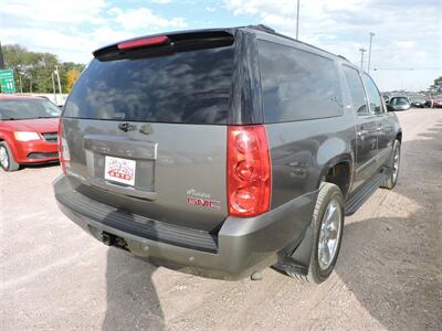 2009 GMC Yukon SLT   - Photo 5 - Lexington, NE 68850