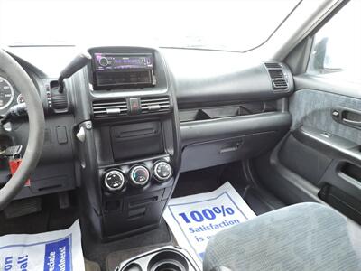 2004 Honda CR-V LX - Photo 14 - Grand Island, NE 68801