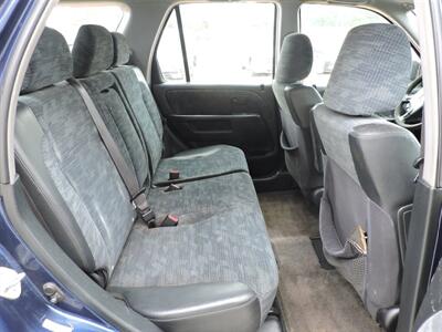 2004 Honda CR-V LX - Photo 11 - Grand Island, NE 68801