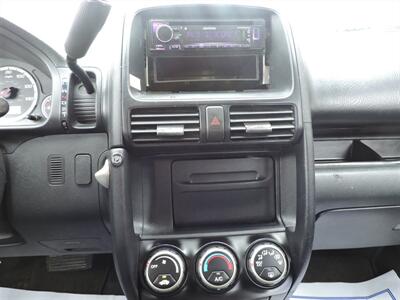 2004 Honda CR-V LX - Photo 17 - Grand Island, NE 68801