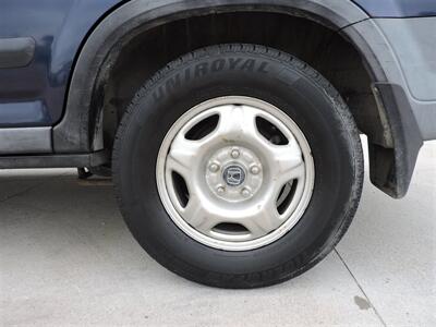 2004 Honda CR-V LX - Photo 8 - Grand Island, NE 68801