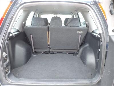 2004 Honda CR-V LX - Photo 12 - Grand Island, NE 68801