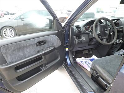 2004 Honda CR-V LX - Photo 15 - Grand Island, NE 68801