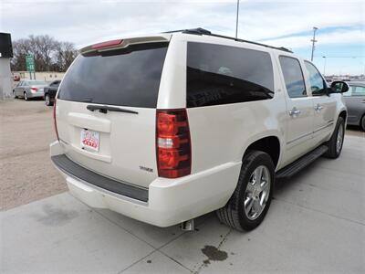 2011 Chevrolet Suburban LTZ - Photo 5 - Lexington, NE 68850