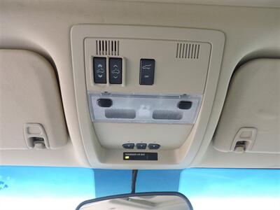 2011 Chevrolet Suburban LTZ - Photo 23 - Lexington, NE 68850