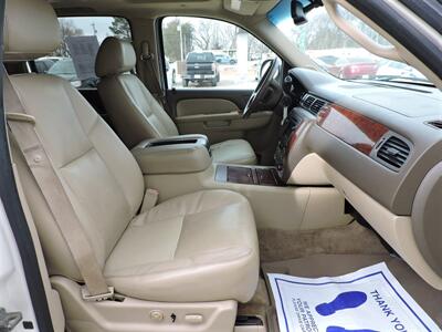 2011 Chevrolet Suburban LTZ - Photo 10 - Lexington, NE 68850