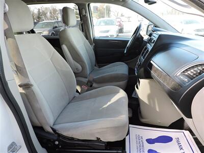 2013 Dodge Grand Caravan SE   - Photo 10 - Lexington, NE 68850